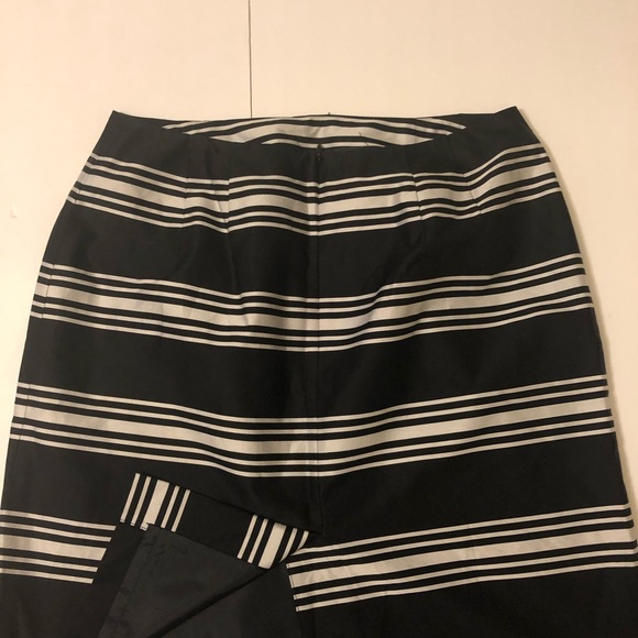 Talbots navy and white stripes 🌴skirt petite 12 - Picture 4 of 6